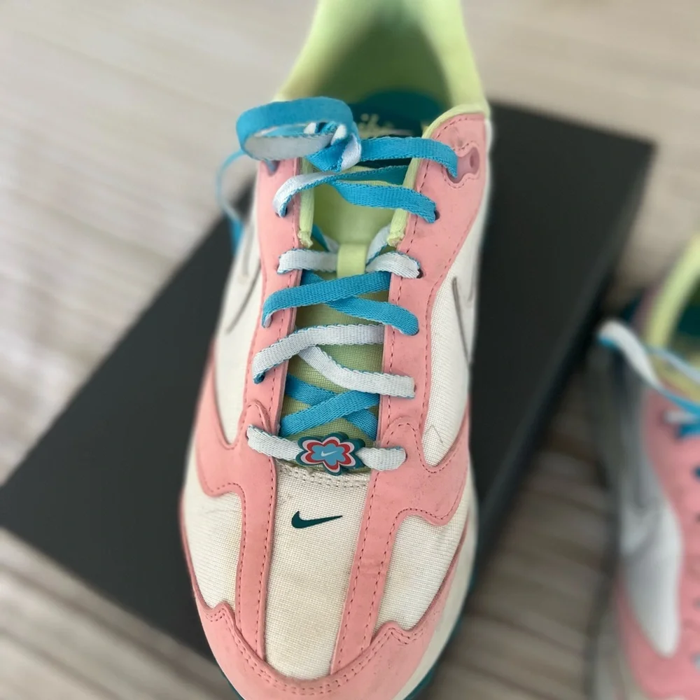 Nike Pink and White Air Max Sneakers - Picture 2 of 5